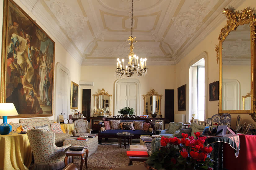 Palazzo Bernardini suite, B&B Lecce, dettaglio salone 1