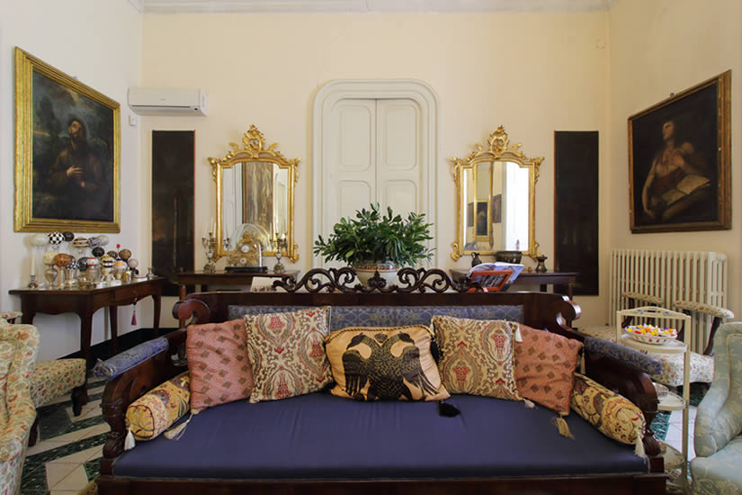 Palazzo Bernardini suite, B&B Lecce, dettaglio salone 5